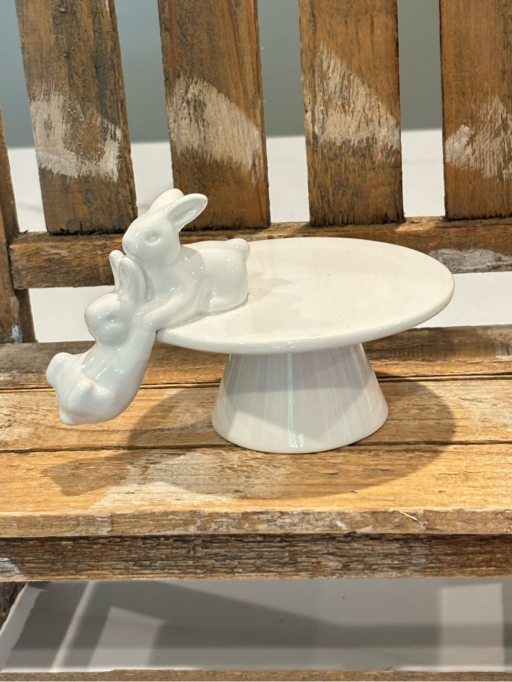 Ceramic White Bunnies Mini Cupcake Stand